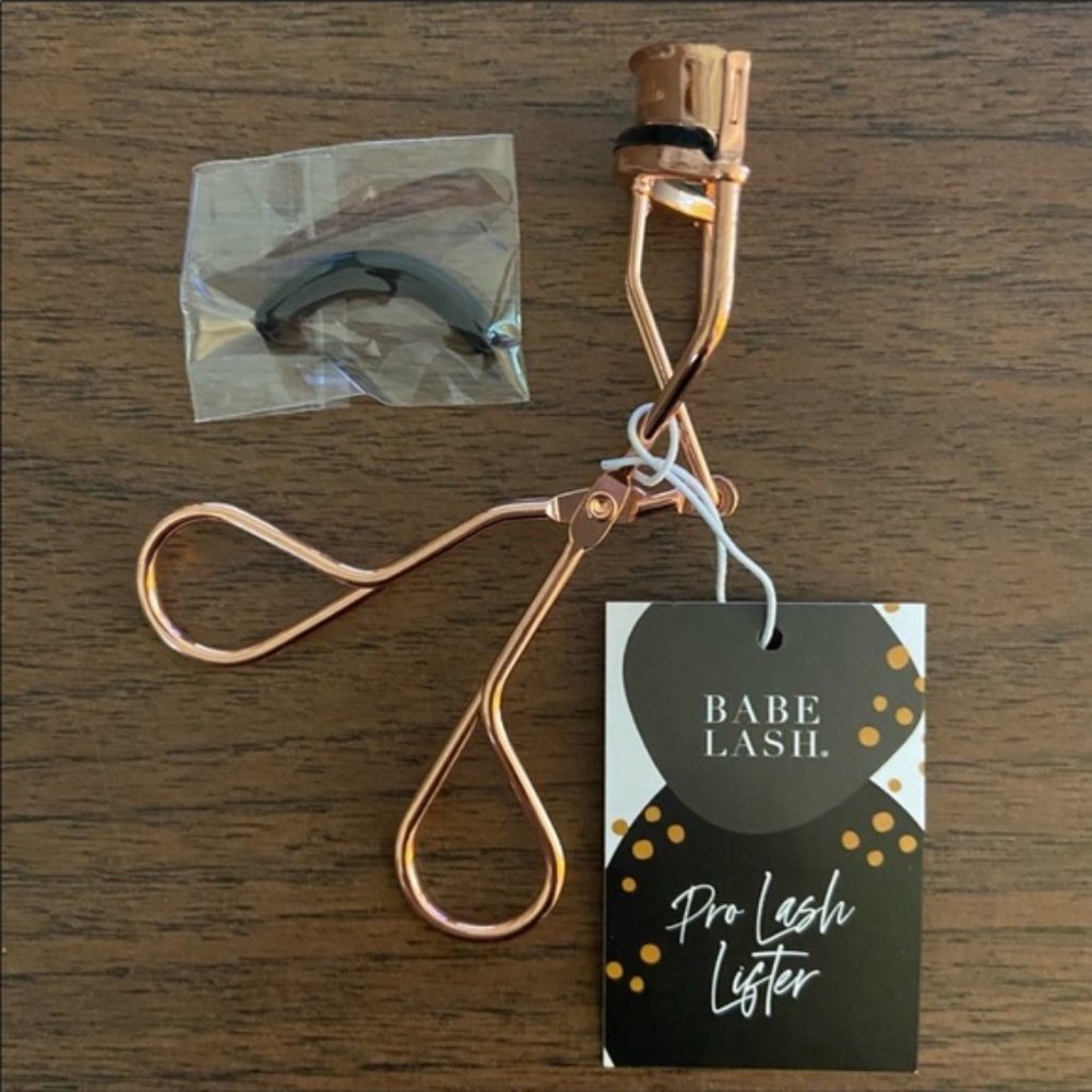Last Chance! Babe Lash Pro Lash Lifter Lash Curler New with Tags Gold Tone